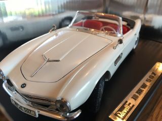 BMW 507 Coupe 1:18 Scale Diecast Car w/ Box Revell - - White with tonneau 7