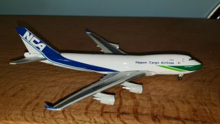 Nca Nippon Cargo Airlines 747 - 400f 1:400 Displayed