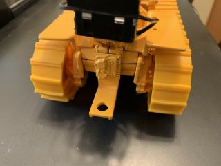 Toy ERTL John Deere Yellow Metal 430 Crawler with a Blade 15234 Big And Heavy 2