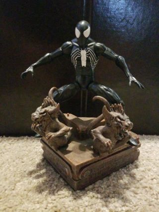 Marvel Select Web Of Spider - Man Symbiote Black Suit With Base Legends