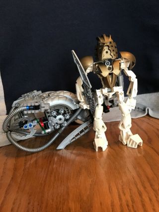 Lego Bionicle Takanuva 8596 Complete Figure