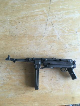 Dragon 1:6 WWII GERMAN DOUBLE CLIP MP - 40,  VERY RARE 2