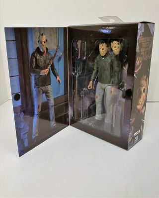 NECA 2018– Ultimate JASON - Friday The 13th Part 3 in 3D,  NECA Display Stand 2