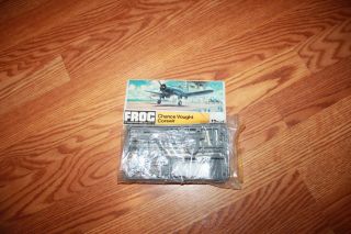 Chance Vought Corsair - Frog 1/72 Unassembled Card/bag