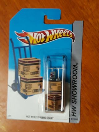 Hot Wheels - Hot Wheels Boxes On A Dolly - Custom - With Cards On Top