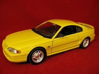 Jouef Evolution 1:18 1994 Ford Mustang Gt 5.  0 302 V8 Muscle Car Yellow