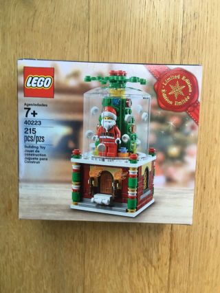 Nib Lego Limited Edition Holiday Christmas Santa Snow Globe Treasure Box