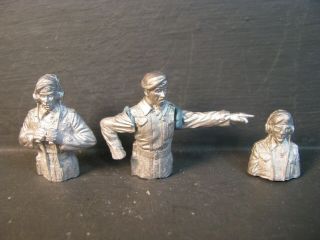1/35 Unknown Mfr.  Possibly Barton Ww2 British Army Tank Crew In Pixie Suits