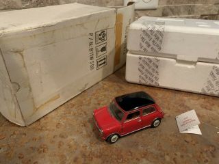 Franklin Diecast 1:24 1967 Morris Mini Cooper S - Red With Black Top B11ws08