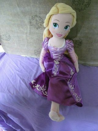 Disney Store Princess Rapunzel Tangled 20 " Soft Plush Doll Toy