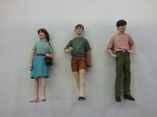 Preiser G 1:22.  5 Young People Figures Set Of 3