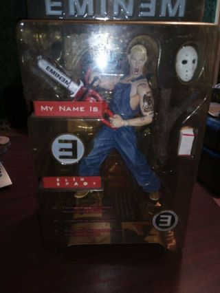 Eminem Action Figure My Name Is Slim Shady 2001 (Art Asylum) with chainsaw 3