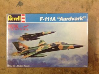 Khs - 1/144 Revell Model Kit 4048 F - 111a " Aardvark " (b)