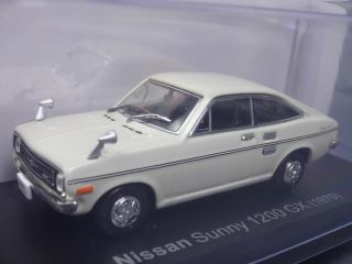 Nissan Sunny 1200 Gx 1970 White 1/43 Scale Box Mini Car Display Diecast Vol 13