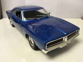 1969 69 Dodge Charger R/t Collectible 1/18 Scale Diecast