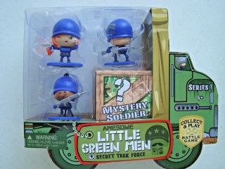Awesome Little Green Men Series 1 Secret Task Force / 1 Mystery Solder