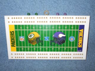 Green Bay Packers Minnesota Vikings Nfl Wooden Cribbage Board / Wall Plaque