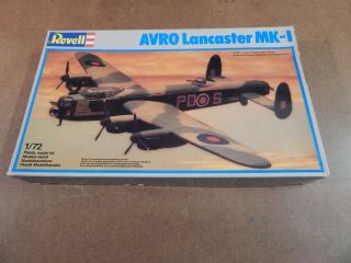 1/72 Revell Avro Lancaster Mk - I 4425 Open & Complete 2 Prop Blades Broke