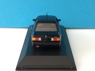 Minichamps 1:43 BMW M3 (E30) Street EVO 1987 Black 4