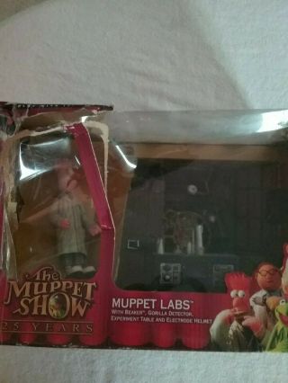 Palisades Toys The Muppet Show 25 Years Muppet Labs Beaker Action Figure 3