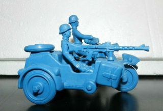 Plastic German Wwii Motorcycle With Sidecar