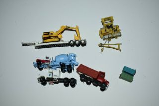 N Scale Set Of 5 Industrial Trucks & Vehicles C10091