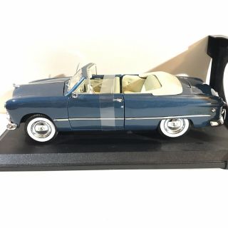 1949 Ford Convertible Blue 1:18 Diecast Model Car By Maisto
