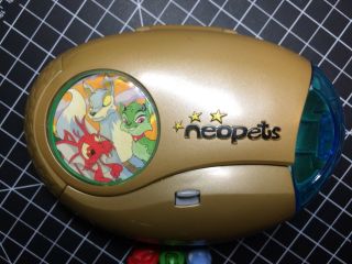 2003 Neopets Hasbro Handheld Electronic Game Playset Lupe,  Draik,  Ixi