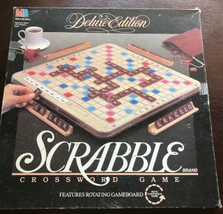 1989 Deluxe Edition Turntable Scrabble Game Complete 4034