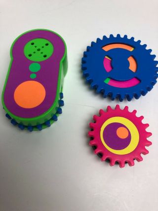 1997 Tomy Gearation Mechanical Magnetic Toy Spinning Gears And Board 2