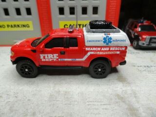 Maisto Fire Ford F - 150 Raptor Search And Rescue Field Operations Custom Unit