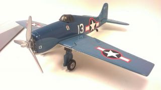 Gearbox Collectibles 1943 F6f - 3 13 Of Vf - 16 Hellcat Diecast Airplane & Stand Usn