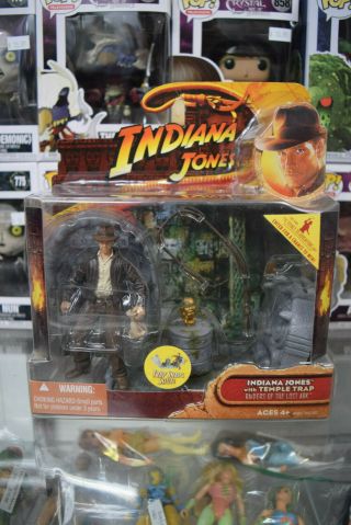Indiana Jones With Temple Trap Raiders Of The Lost Ark 2008 Moc