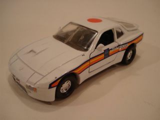Corgi (china) White Porsche 944 London Police Diecast 1:40