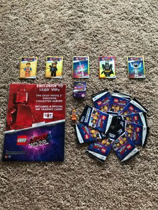 Lego Movie 2 Trading Card Collector Album,  9 Card Packs,  5 Rare,  Keychain