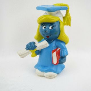 Graduate Smurfette - The Smurfs - Vintage 1981 Schleich Peyo 2 " Pvc Figure - Ex