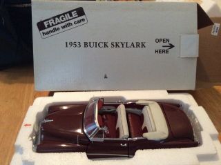 Danbury 1953 Buick Skylark Burgundy Box