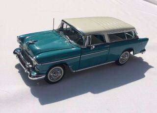 Danbury 1955 Chevrolet Nomad Station Wagon 1:24 Turquoise White Car