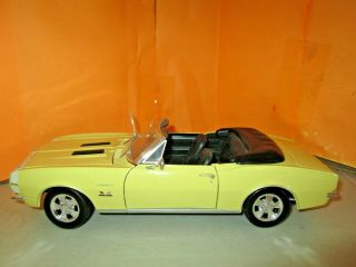 Maisto 1967 Chevy Camaro Rs Ss 396 Convertible 1:18 Diecast No Box