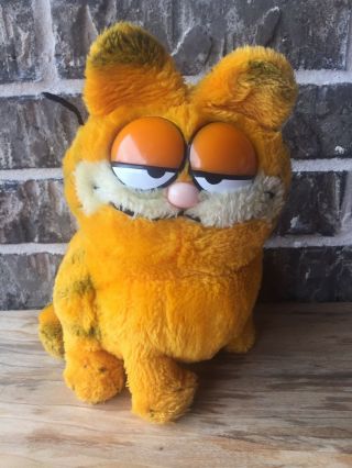 Vintage Garfield Plush Dakin 1981 Sitting Cat Stuffed Animal Orange Toy