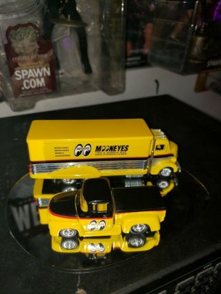 Hot Wheels - - - 100 Mooneys - - - - Equipped Hot Hod Series 2 Car Set - - 29213 - Awesome