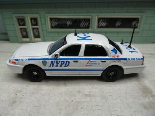 Green Light Police Crown Vic Ford N.  Y.  P.  D.  K - 9 Slick Top Custom Unit