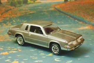 5th Gen 1978 - 1988 Oldsmobile Cutlass Supreme Sport Coupe 1/64 Scale Ltd Edit M