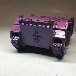 Warhammer 40k Space marines - Chaos Space Marine Rhino - Partially painted 4