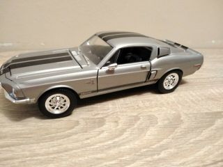 Diecast 1/18 Scale,  1968 Gt500kr Shelby Mustang Road Signature Model Car