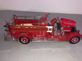 1935 Mack Type 75bx Fire Truck Red 1/24 By Road Signature