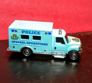 MATCHBOX Ambulance police bomb squad International custom 2