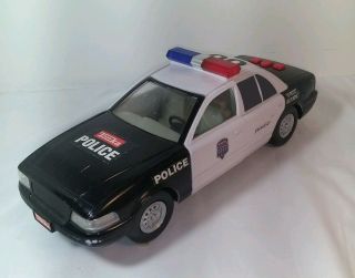 Tonka 1/18 Scale Ford Crown Victoria Police Car With Lights,  Siren And Voice