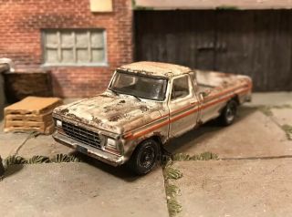 1979 Ford F - 250 Rusty Weathered Barn Find 1/64 Diecast Custom Farm Truck Rust