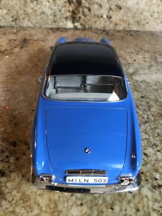 Revell 1/18 Scale - 8823 BMW 507 Coupe - Blue / Black roof 4